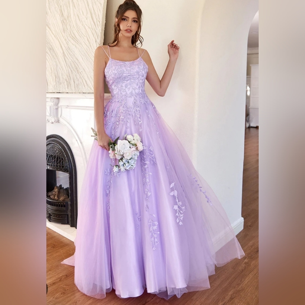 Zapaka Lavender Evening Gown